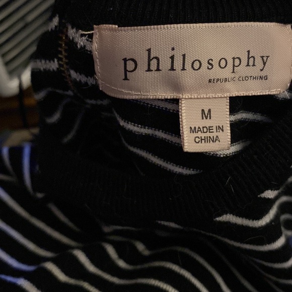 Philosophy black & cream striped stretch sweater, 3/4 sleeves, exposed back zip - Picture 2 of 7